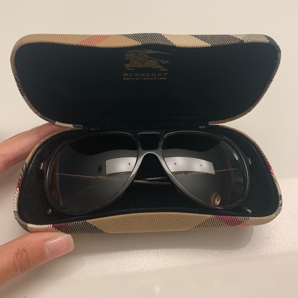 BURBERRY SUNGLASSES with box and cards!